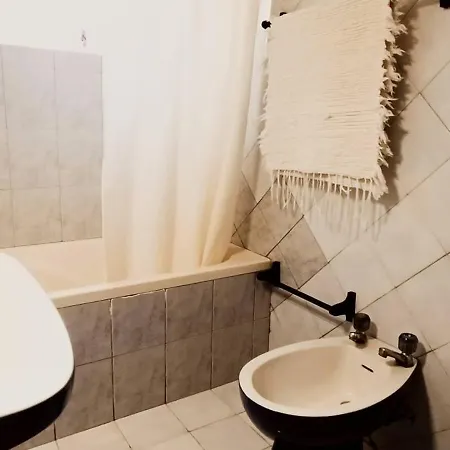 Classic Countryside Cottage With Private Balcony - Casa 2 * Албуфейра